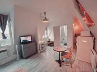 Location Saisonnière, Meublée, Appartement Type Studio à Sèvres 塞夫爾住宿飯店