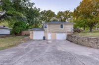 💎KCK Speedway Retreat❤️✧Whole House✧ Hotel in zona Walgreens