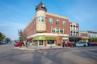 Charming Bungalow 2Bd/2ba Office Ensuite Incl All Utilities Incl! Walk Downtown!