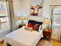 Cabin Boheme & Boat Rental "A Lakefront Hideaway"Kayaks, Firepit, Petfriendly