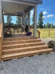 Cozy 2-bedroom cabin on Cattle ranch, in Chiloquin, close to Crater LakeWiFi, AC