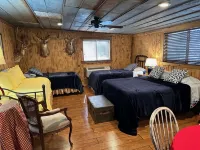 The Cottage At Axis Hill Farm with Private Riverfront