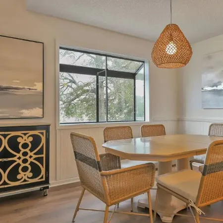 Spacious 4 bed/ 4 bath Villa on Golf Course