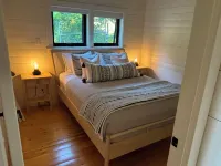 Marrowstone Cottage - Amazing Scow Bay View