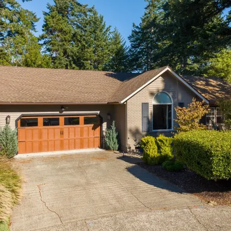 New Listing-Comfy Home near Dunes & Ocean! Family & Pet friendly!