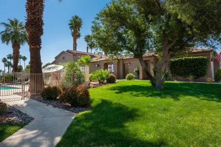 LUXURY "Premium Upgraded"  PALM DESERT CA