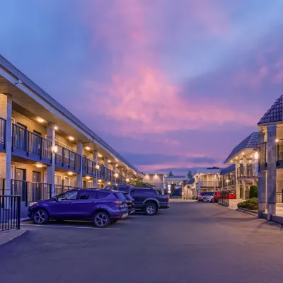Best Western Plus Burnaby Hotel Hotels near Burnaby Art Gallery