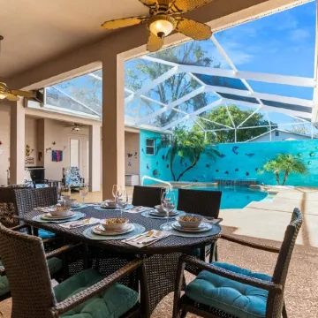 Private Cabana home. Heated pool. 3400 sq ft of luxury! Kids and pets welcome.