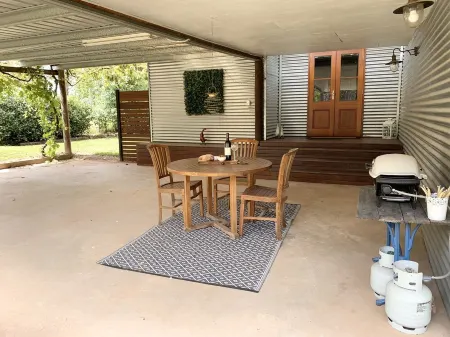 Exquisite Country Cottage in Private Rural Setting. Отели рядом с достопримечательностью «Millthorpe Wine Centre»