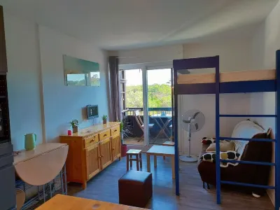 Oceanfront studio above the pines Hotels near Camping l'Etang Blanc - Vacances André Trigano