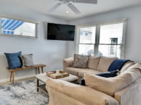 ONE block from the beach. Outdoor lounge seating, perfect for entertaining! Hotels in Lavallette