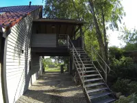 Haus Hannemann, enjoy Rügen in peace and quiet, good location for cycling tours, pets possible Hotels in Poseritz