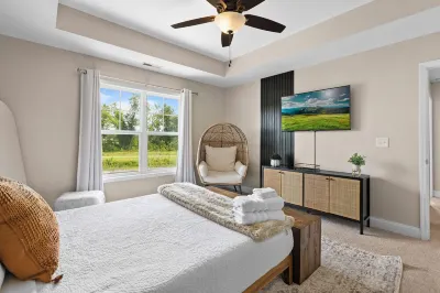 ✨MODERN 3 BEDROOM W/ PLENTY AMENITIES TO ENJOY!✨ Hotels near St. Julia AME Zion Church