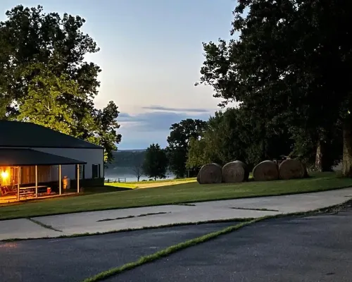 A spacious finely-appointed luxury hideaway, nestled in the Ozark Mountains. Hotels in Laclede County