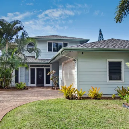 Luxury Princeville Retreat, Private Pool & Spa, 4 Bedrooms & 4 Baths, Sleeps 10