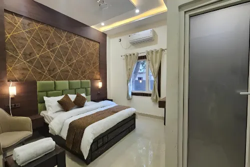 Triveni International - Bar