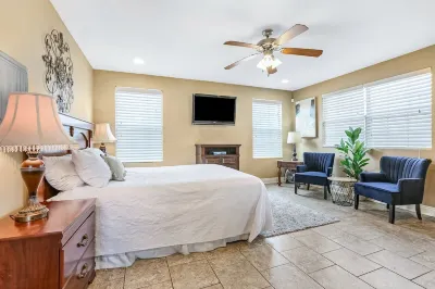 Charming Historic Home Near French Quarter - Cozy & Convenient!