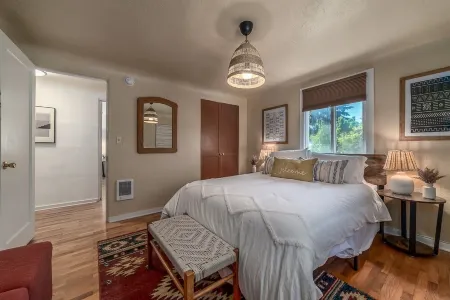 Cozy Boho Bungalow in Eugene!