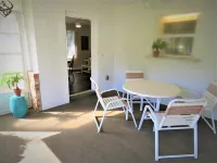 2 bed/2 Ba Venice Island Villa - Walk to Beach & Historic Downtown Venice!