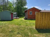 Lake Champlain Tiny House Paradise Private & Beautiful! Hotels in Alburgh
