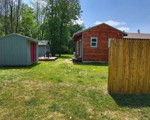 Lake Champlain Tiny House Paradise Private & Beautiful! Hotels in Alburgh