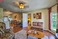 Lake Life 2BR in the Heart of GOTL! - Lejligheder