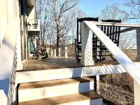 Serene Lake Retreat: Enjoy lake views and privacy with 15 wooded acres