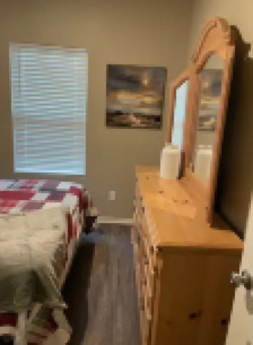 Newly built home . Minutes from Canton !