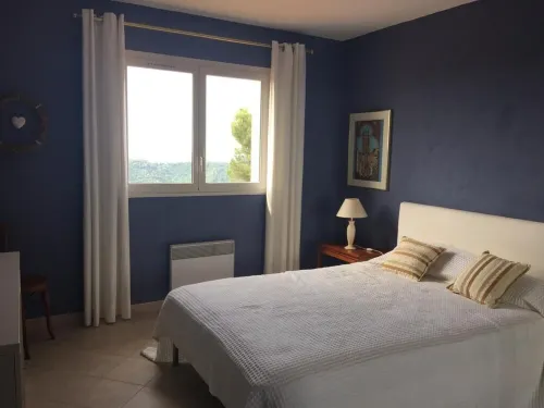 Stunning Holiday Villa With Pool and Garden in Tourrettes