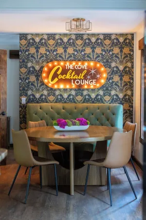 Enjoy Lake Keowee with Private Sandy Beach, Dock, Water Toys, PWC & Boat options