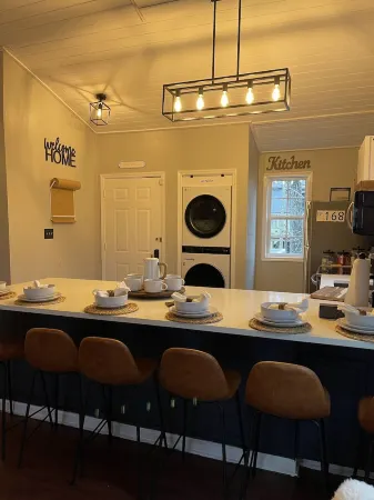 1 Min Walk to Lake Life Golf Pool Hike Kayak Fire Pit Tennis Swim Lakepoint BBQ Отели в г. Чероки