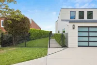 Private Del Mar Casita Guest House - Ocean Views, Blocks from Downtown & Beach