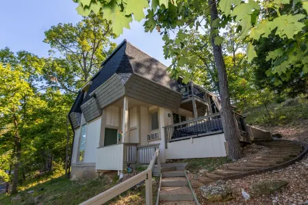 Tan-Tar-A #6131: COMFY BED, mins to Margaritaville