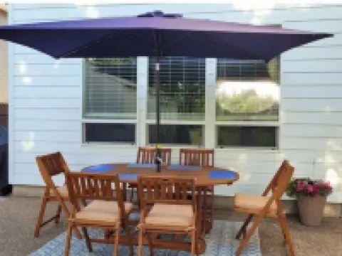 Beautiful Modern Farmhouse Hotels in Keizer