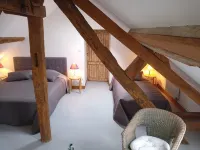 Longère ideally located for visiting the chateaux of the Loire Valley
