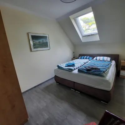 Comfortable vacation apartment Senzig, 150 m to the beach Hotels in Konigs Wusterhausen