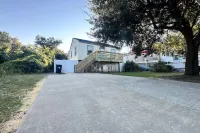 SandyPaws-0.5mi ToSound & 1mi ToBeach PetFriendly!