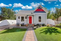 Lovingly Restored Cottage in Downtown Prescott Walk to the Courthouse Square 더 샵스 앳 프레스컷 게이트웨이 주변 호텔