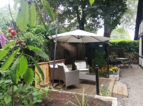 Stylishly furnished apartment in a modern half-timbered house-children welcome!