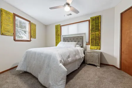 Indian Lake Waterfront Home & Boathouse - Boat Rental Available - Sleeps 16