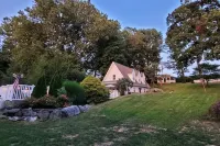 New Waterfront Creekside Cottage w/ Private Pool, Firepit, Paddle Boat, Fishing