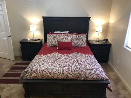 Moab Behind the Rocks Retreat - 3B/2.5B- Garage/Pool