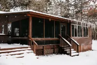 2 Bedroom Lakefront Cabin on Crosslake w/ New Barrel Sauna