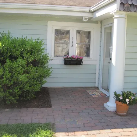 In-town Lewes location is near shops, museums, parks, bay and ocean beaches.