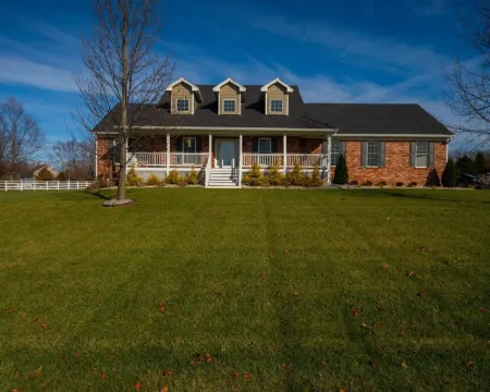 Enchanting, energizing, and enjoyable! Hotels in Oldham County