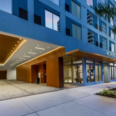 AC Hotel St. Petersburg Downtown