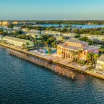 Large 1 Bedroom w/ Large Patio, Kayaks, Pickleball Courts, and on the Bay
