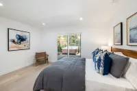 Two Bedroom Home Near Beach (Santa Barbara)