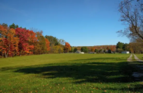 Cozy Riverbend Retreat Horse & Pony Ranch, Pool & Patio • Private Trails • River