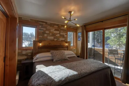 Winter Park Studio: On the River~ Walk Downtown!